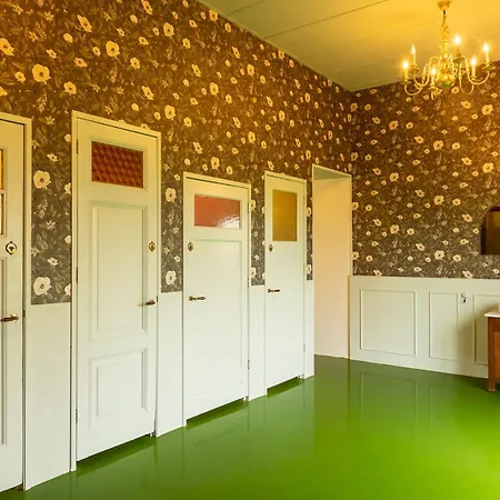 Luxury tent Johanna's Bos, De Waardtent