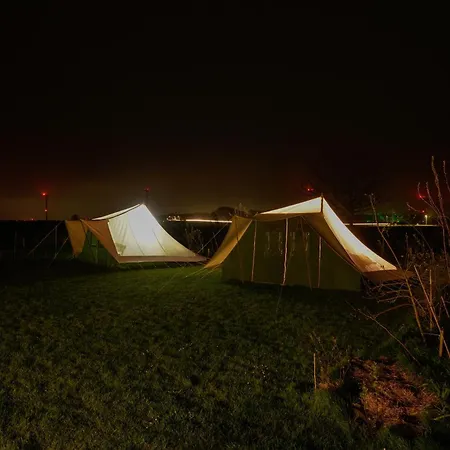 Luxury tent Johanna's Bos, De Waardtent *